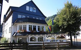 Gasthof-Pension Hunaustuben